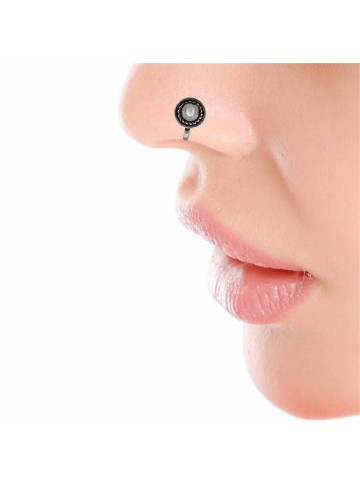 Pearl Nose Pin