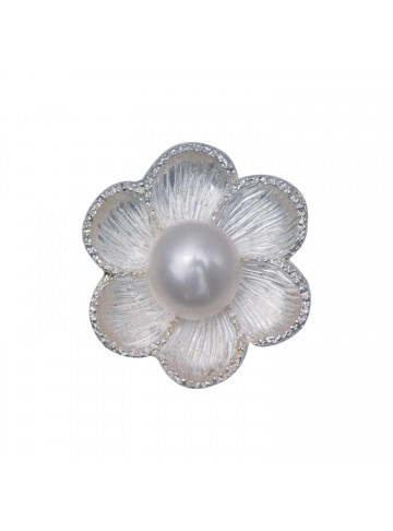 Carved Floral Pearl Pendant 